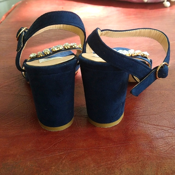 Strappy black jeweled sandal - Picture 6 of 6